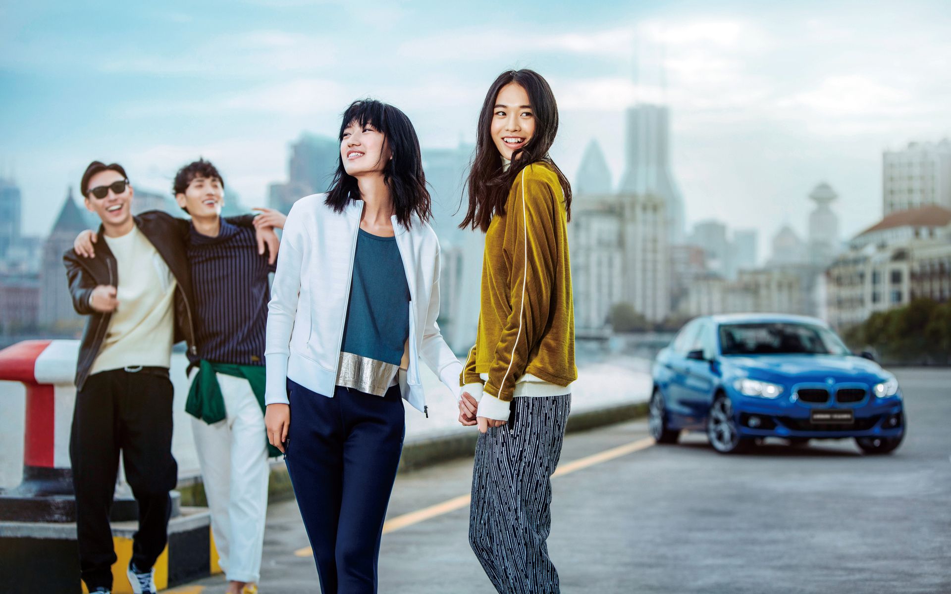 新BMW 1系三厢运动轿车的BMW互联驾驶 图片与视频 新BMW 1系三厢运动轿车的BMW互联驾驶 图片与视频