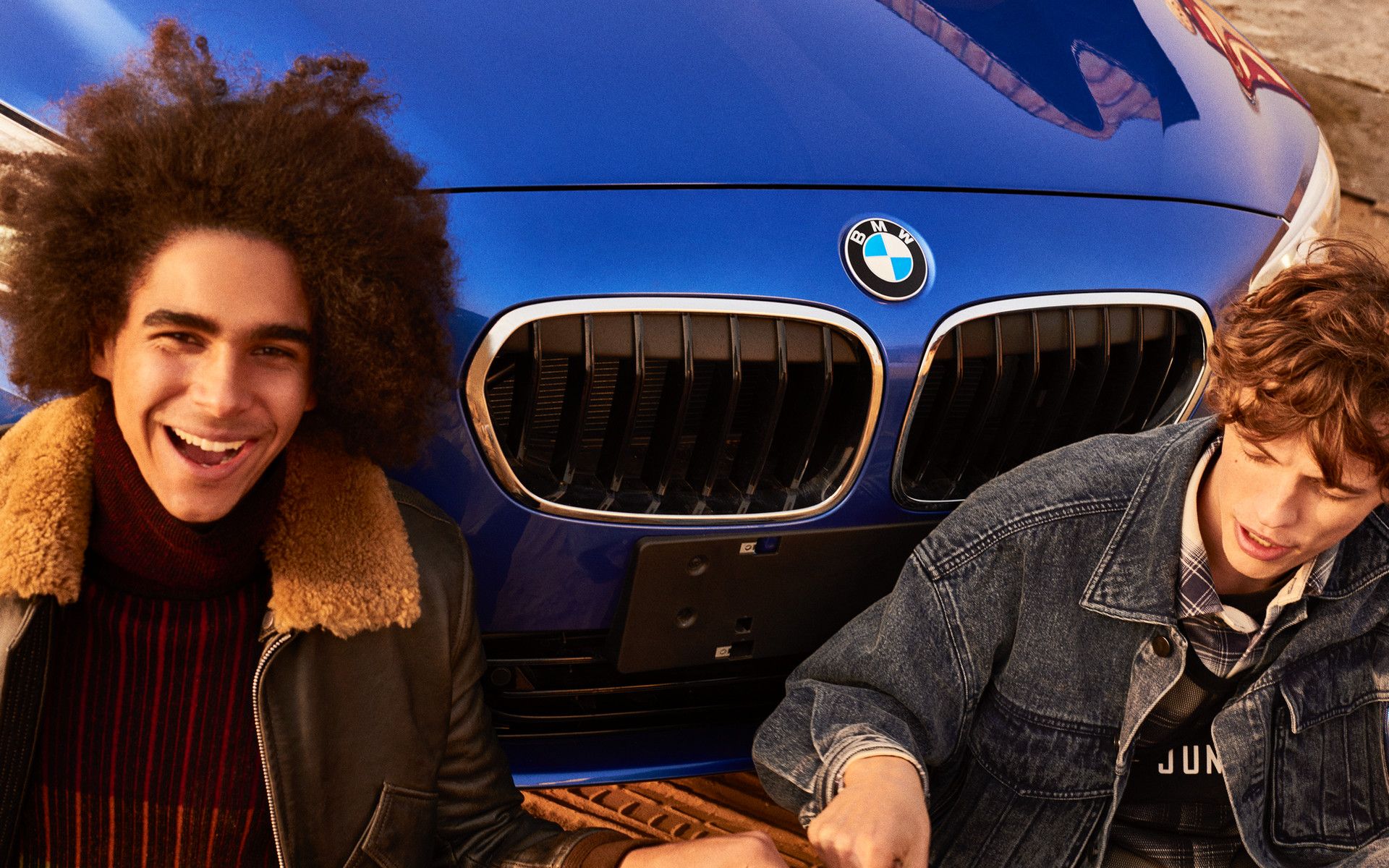 新BMW 1系三厢运动轿车的BMW互联驾驶 图片与视频 新BMW 1系三厢运动轿车的BMW互联驾驶 图片与视频