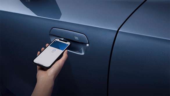 宝马X1自然语音识别系统