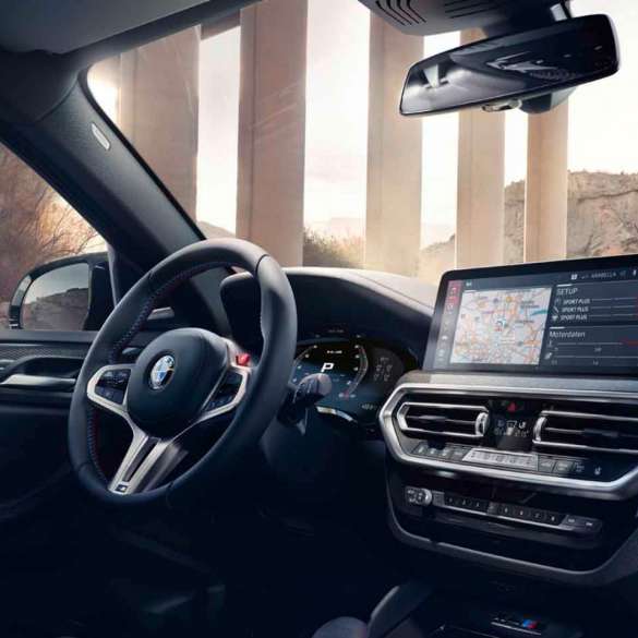 BMW X4 M Competition, exclusive cockpit. BMW X4 M Competition, interior, exclusive cockpit with M Sport seats and M leather steering wheel.