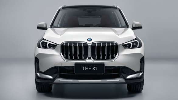 宝马X1宽敞后排