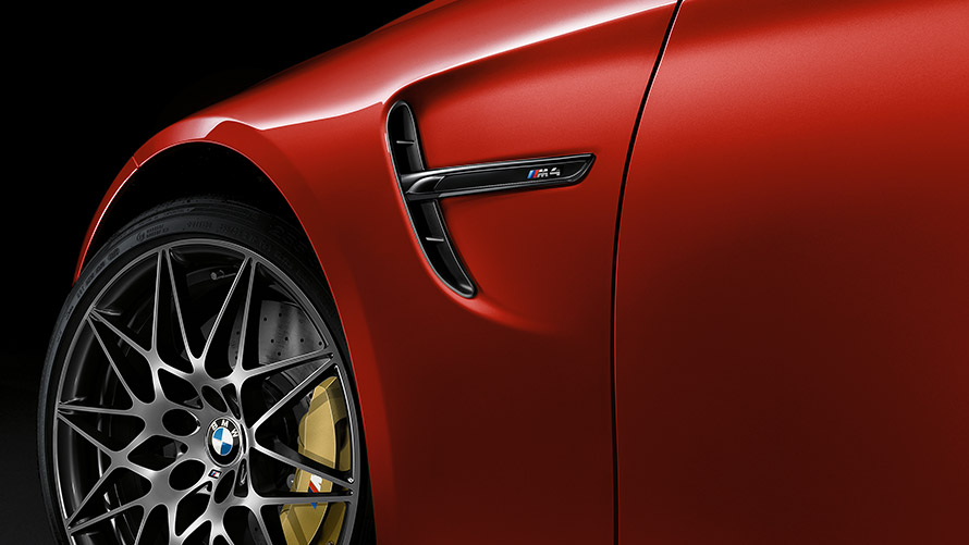 新BMW M4双门轿跑车 空气动力学组件 新BMW M4双门轿跑车 空气动力学组件