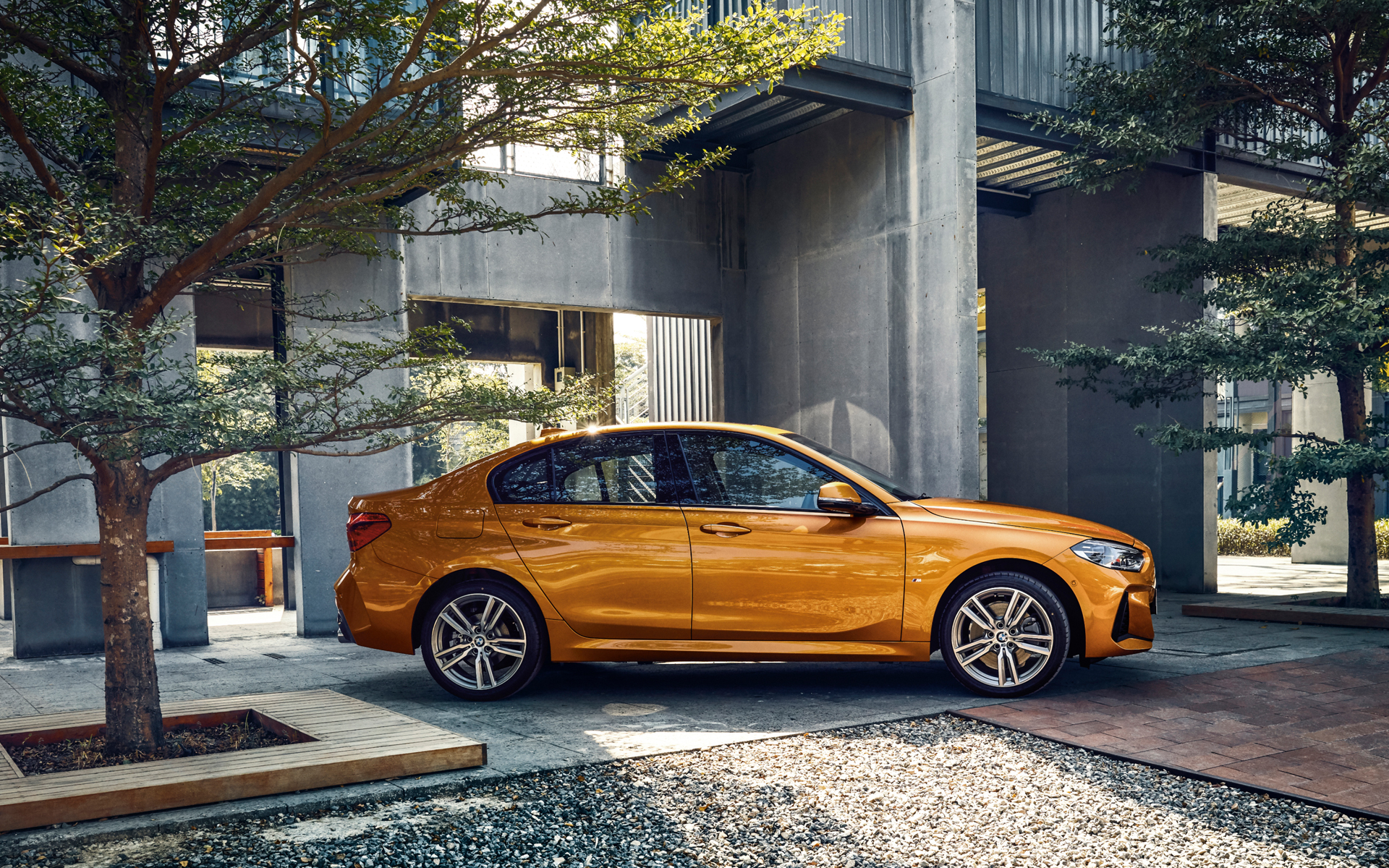 新BMW 1系三厢运动轿车的BMW互联驾驶 图片与视频 BMW 1系三厢运动轿车的BMW互联驾驶 图片与视频