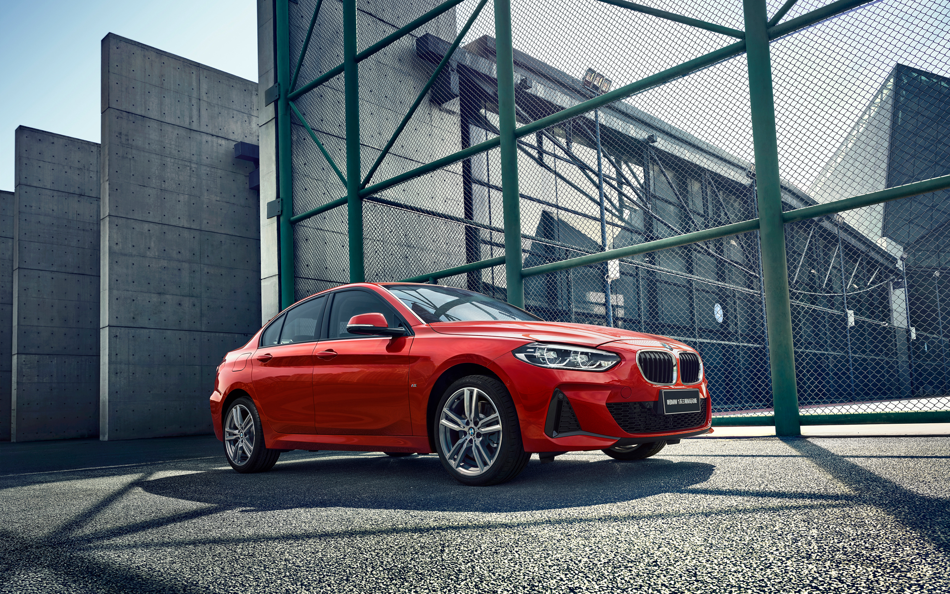新BMW 1系三厢运动轿车的BMW互联驾驶 图片与视频 BMW 1系三厢运动轿车的BMW互联驾驶 图片与视频