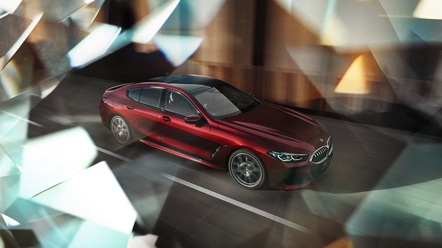 宝马8系双门轿跑车视频 宝马8系双门跑车内饰 外观性能 宝马中国