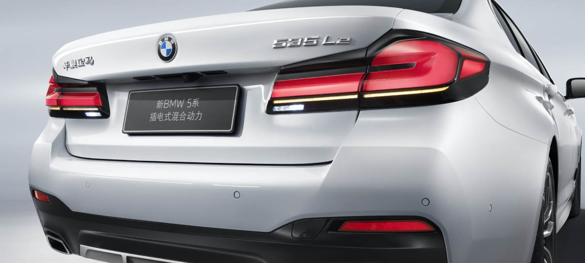 新BMW 5系插电式混合动力发动机 新BMW 5系插电式混合动力发动机