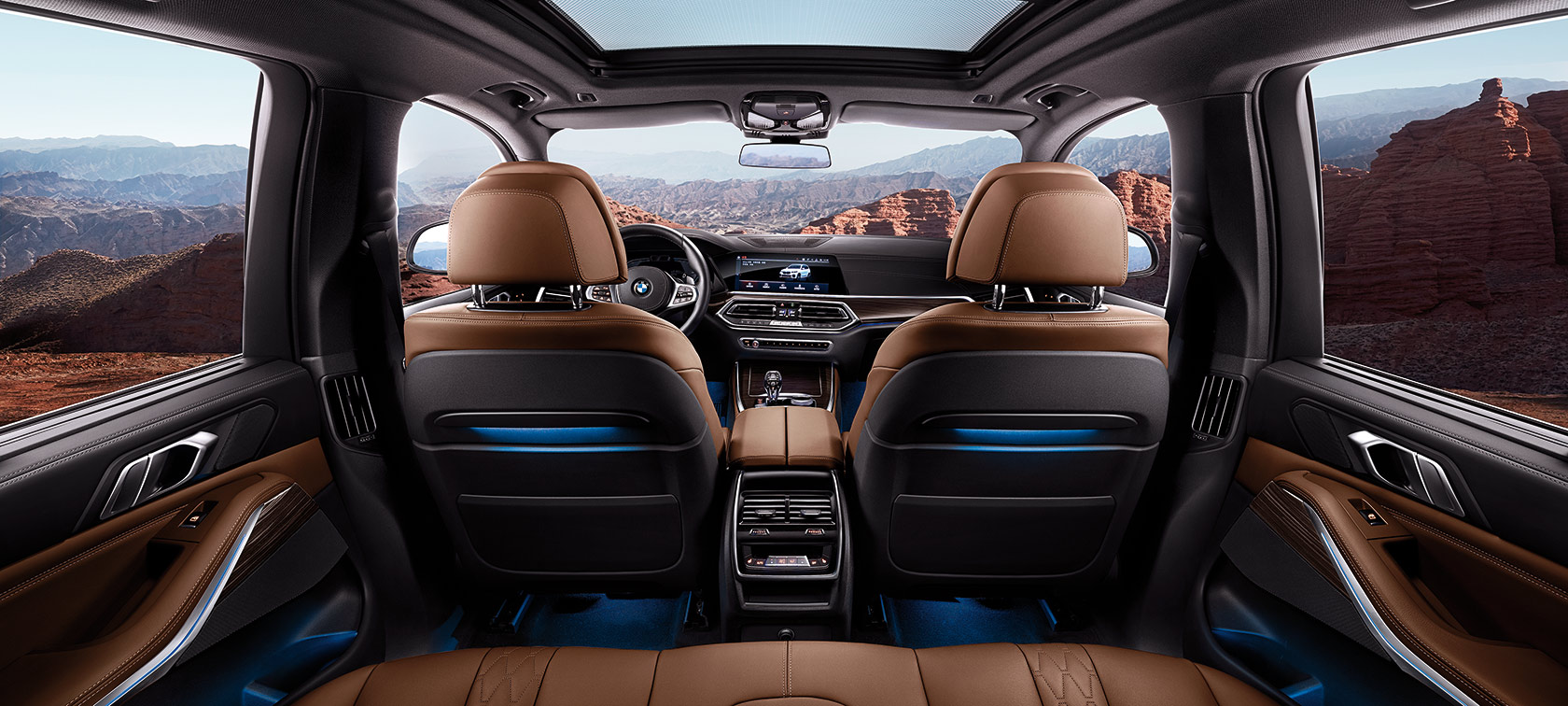 全新BMW X5插电式混合动力铸就尊崇而优雅的豪华空间 全新BMW X5插电式混合动力铸就尊崇而优雅的豪华空间