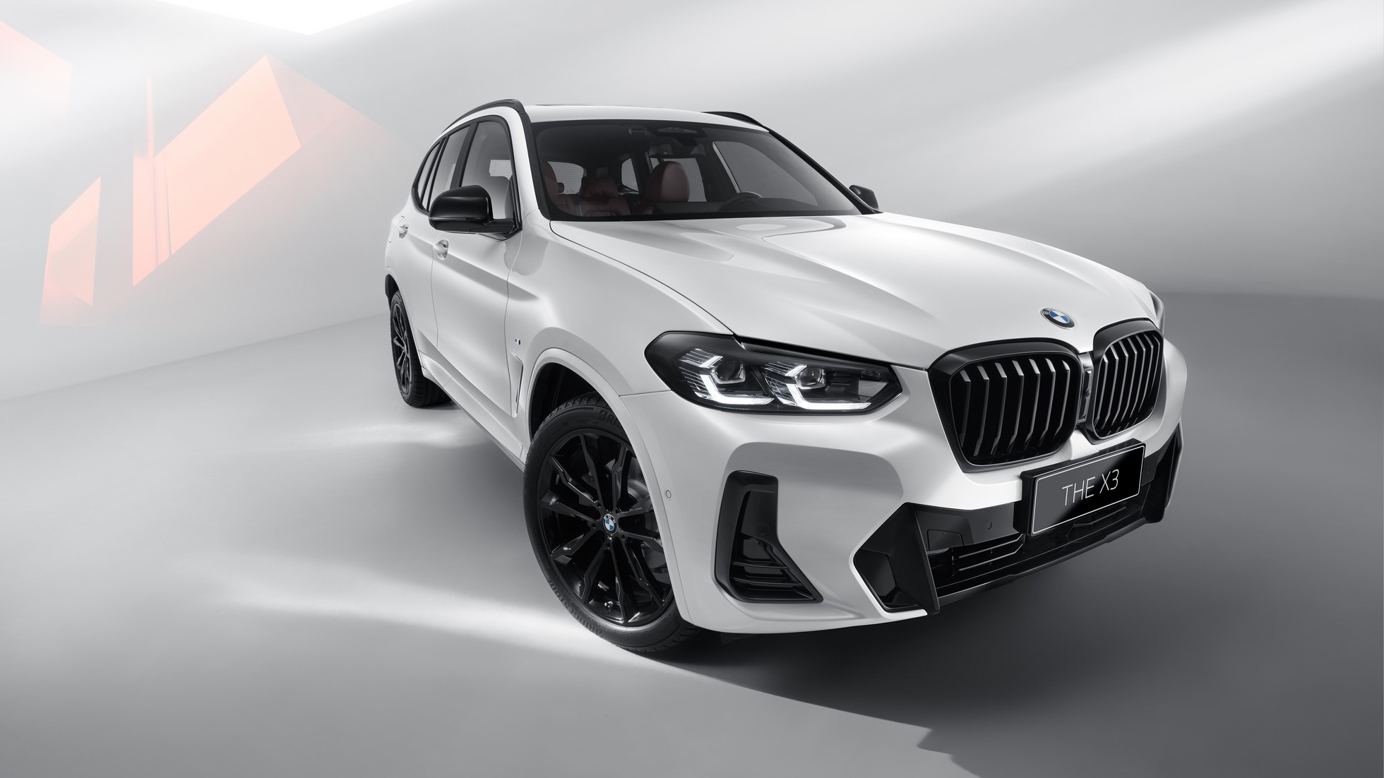 BMW X3：概述-宝马中国-宝马X3性能-预约试驾 image