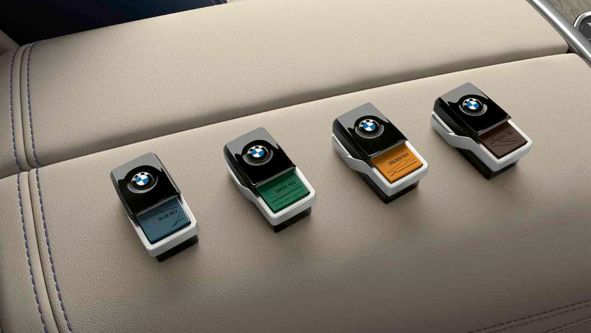BMW X7 leather design Close-up of leather design in leather 'Merino'