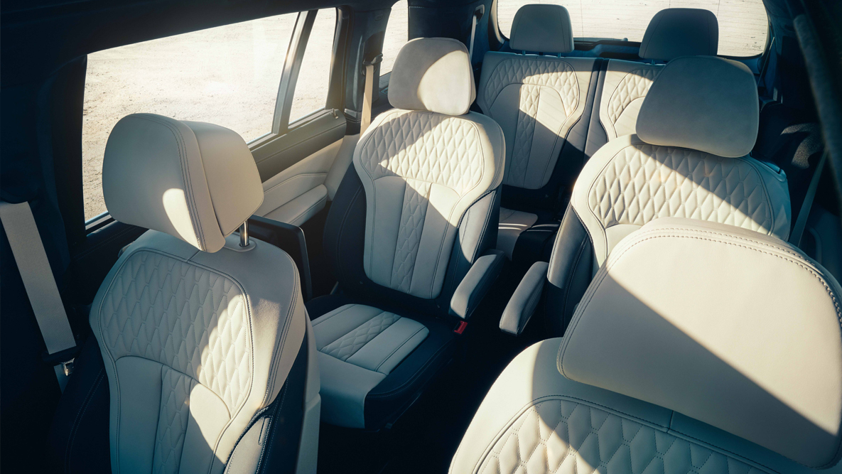 BMW X7 seats Oblique top view of the seven seats of the BMW X7